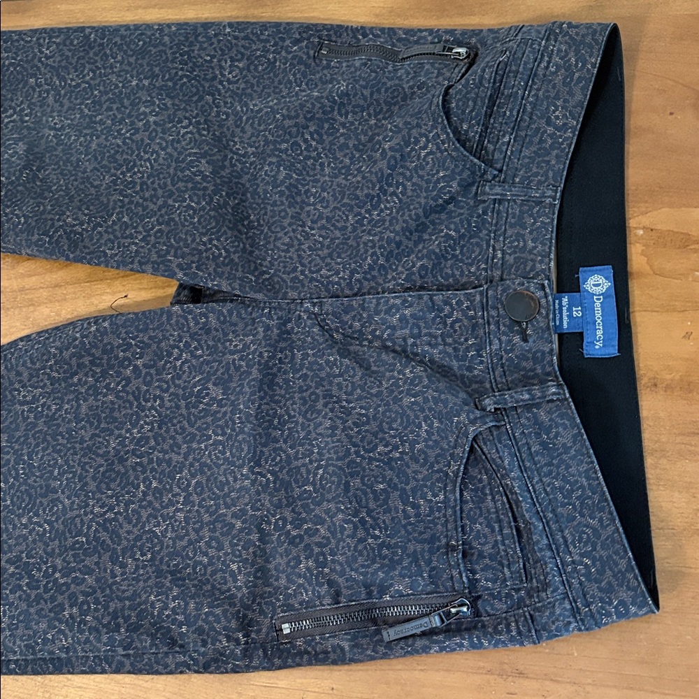 Democracy Absolution Patterned Pants Size 12 - image 4